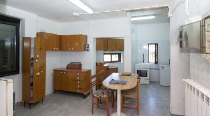 Appartamento 6 locali di 130 m² a Isola del Gran Sasso d'Italia (64045)