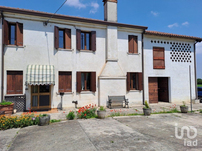 House 4 rooms of 250 m² in Arquà Polesine (45031)
