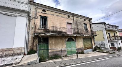 Casa indipendente / Villa 6 locali di 140 m² in Casalbuono (84030)