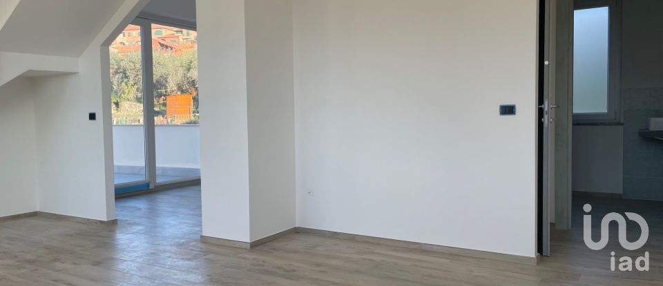 Casa indipendente / Villa 6 locali di 80 m² in Finale Ligure (17024)