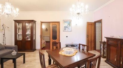 Casale 12 locali di 300 m² in Colleferro (00034)