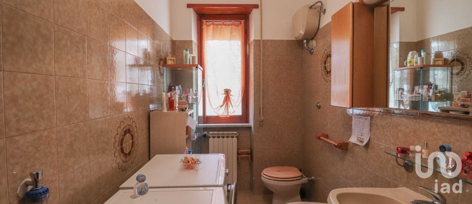 Farm 12 rooms of 300 m² in Colleferro (00034)