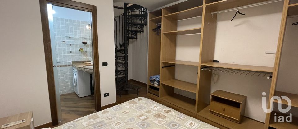 Farm 2 rooms of 50 m² in Borghetto Santo Spirito (17052)