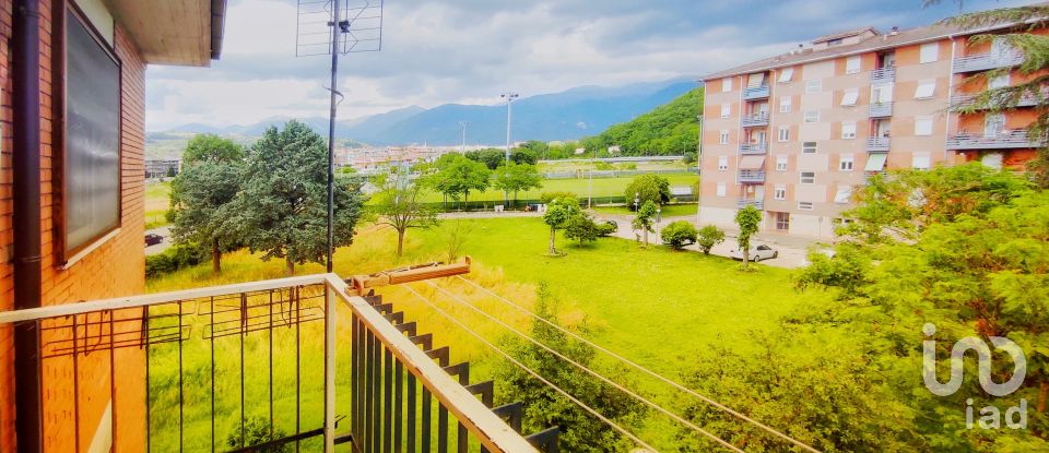 Apartment 6 rooms of 103 m² in Rieti (02100)