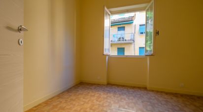 Appartamento 0 locali di 93 m² a Genova (16159)