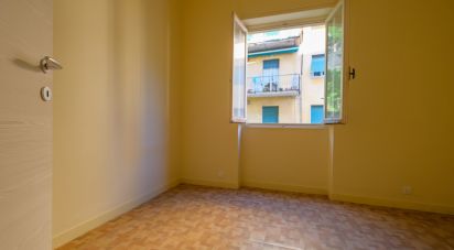 Appartamento 0 locali di 93 m² a Genova (16159)