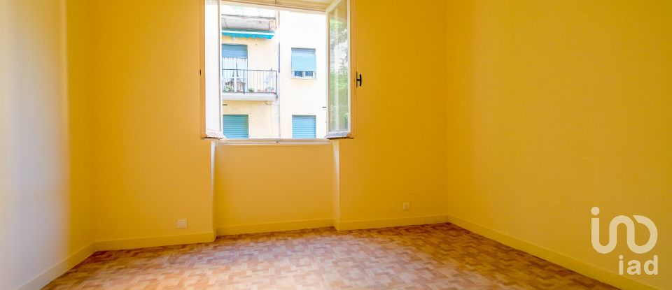 Apartment 0 rooms of 93 m² in Genova (16159)