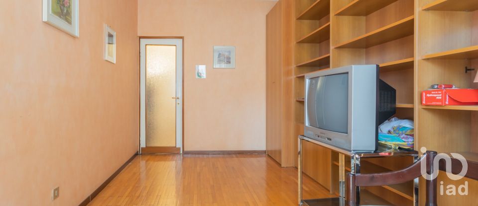 Appartamento 7 locali di 140 m² a Milano (20127)
