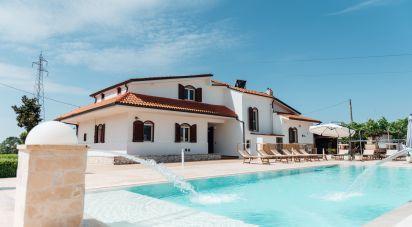 Villa 11 locali di 395 m² in San Cassiano (73020)