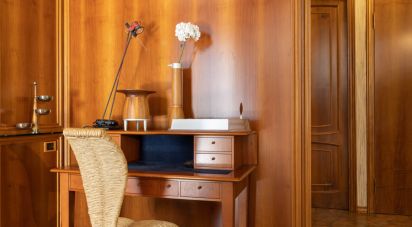 Casale 21 locali di 600 m² in Senigallia (60019)