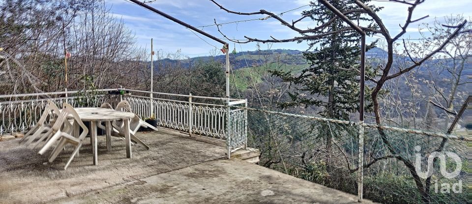 Casa indipendente / Villa 8 locali di 220 m² in Ponzano di Fermo (63845)