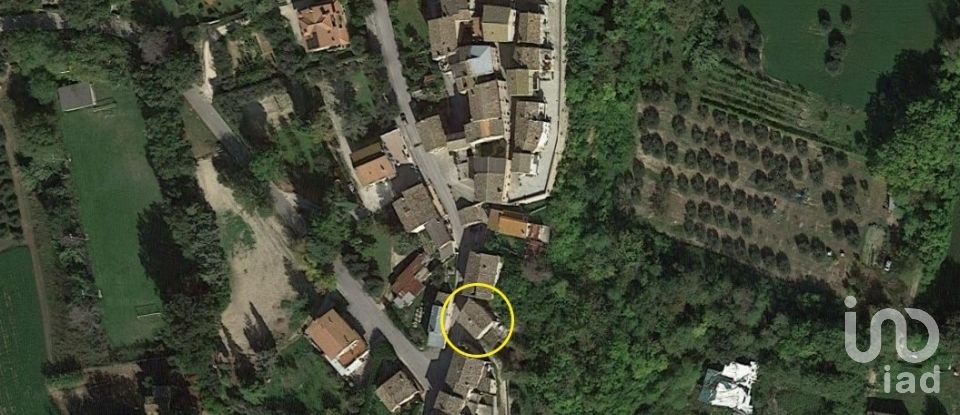 House 8 rooms of 220 m² in Ponzano di Fermo (63845)