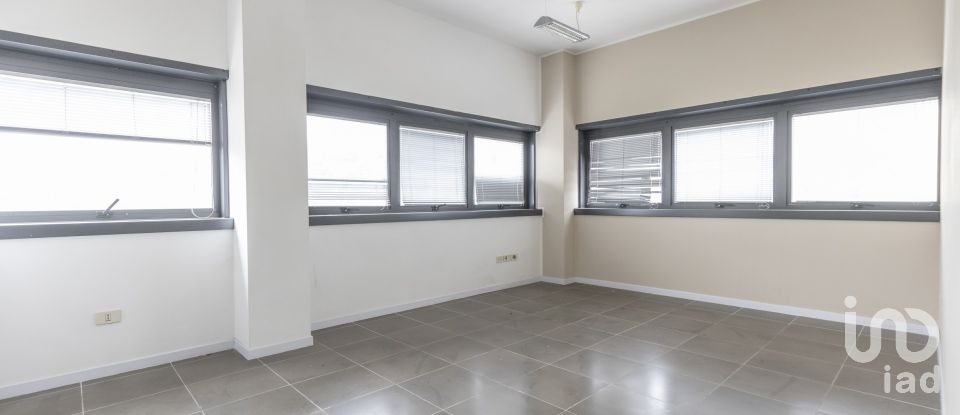 Laboratorio di 142 m² in Ancona (60131)