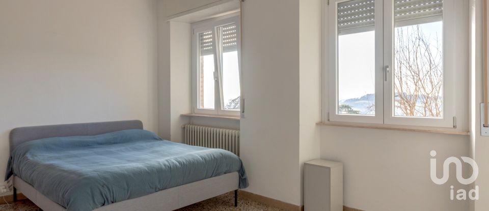 Apartment 5 rooms of 182 m² in Offagna (60027)