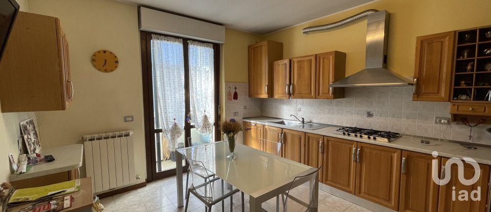 Appartamento 7 locali di 160 m² a Civitanova Marche (62012)