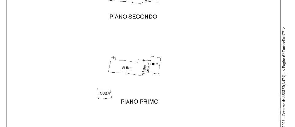 Rustico 24 locali di 543 m² in Assisi (06081)