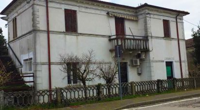 Abitazione 8 locali di 215 m² in Canaro (45034)