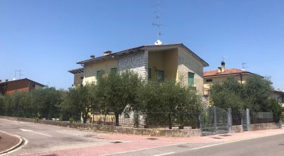 Town house 17 rooms of 386 m² in Sirmione (25019)