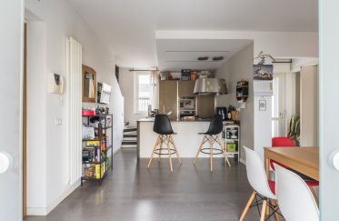 Three-room apartment of 90 m² in Roma (00125)