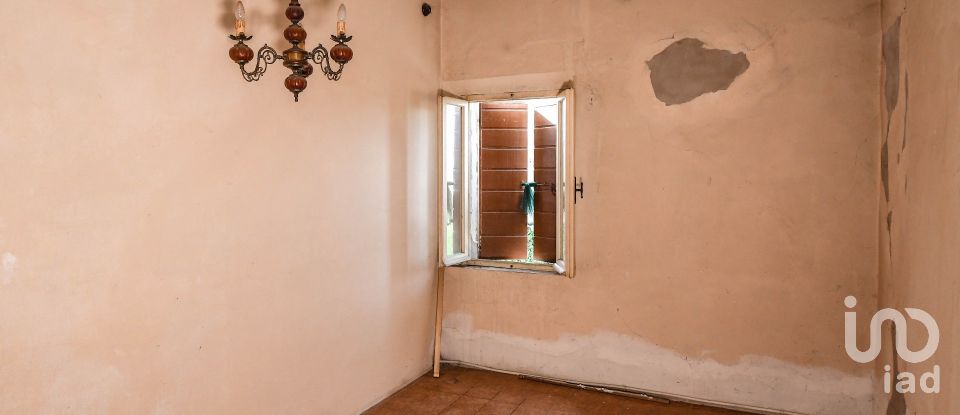 Town house 4 rooms of 221 m² in Ferrara (44124)