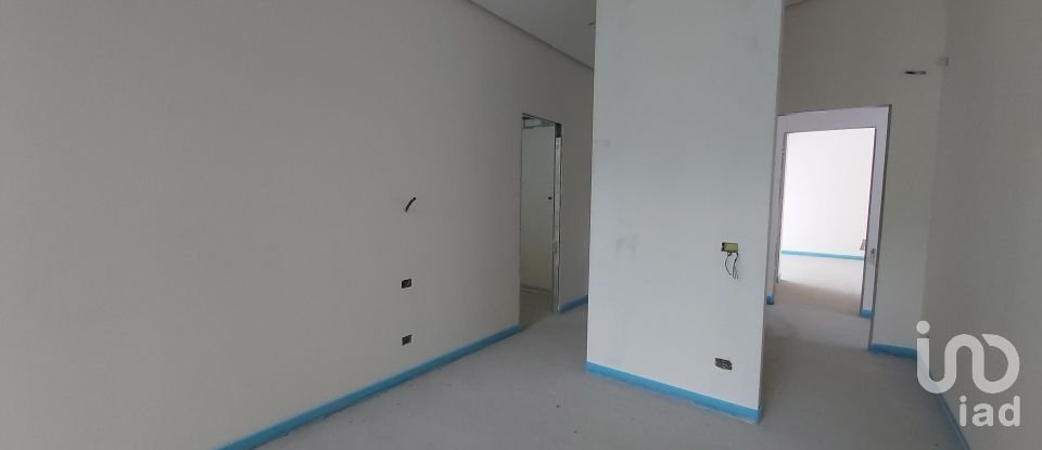 Casale 15 locali di 450 m² in Lamezia Terme (88046)