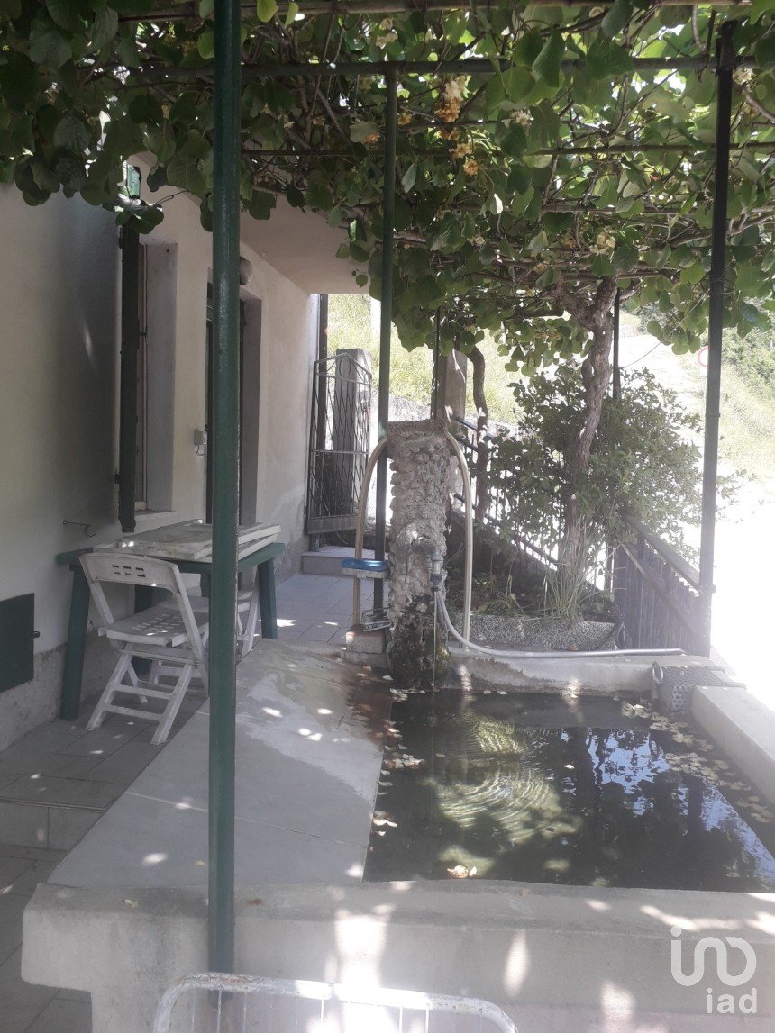 Casa indipendente / Villa 6 locali di 240 m² in Fivizzano (54013)