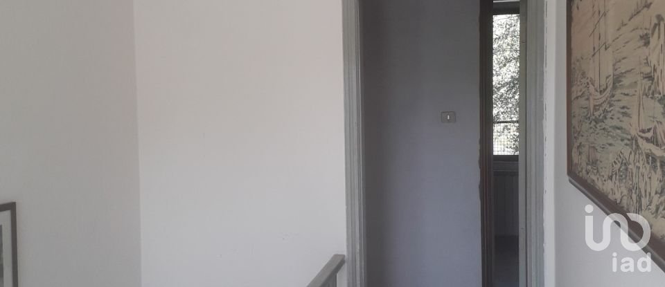 Casa indipendente / Villa 6 locali di 240 m² in Fivizzano (54013)