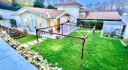 Villa 5 locali di 150 m² in Lonato del Garda (25017)