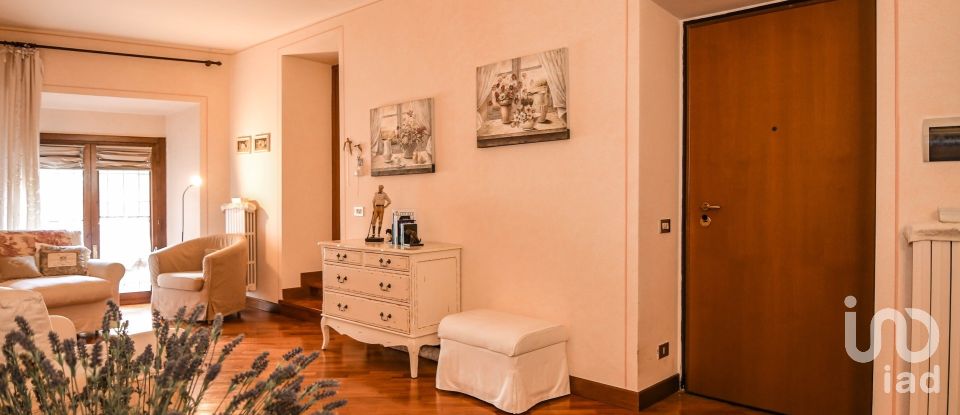 Three-room apartment of 100 m² in Salò (25087)