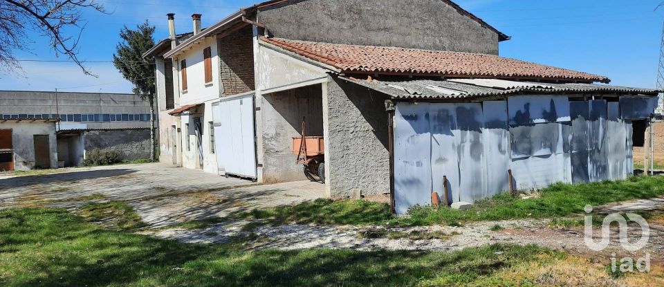 Country house 5 rooms of 314 m² in Casalmoro (46040)