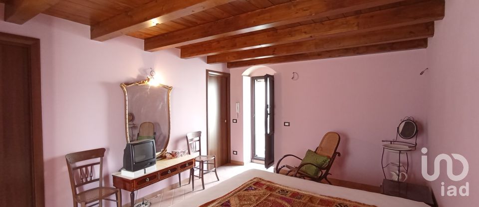 Casa indipendente 3 locali di 74 m² in Palazzolo Acreide (96010)