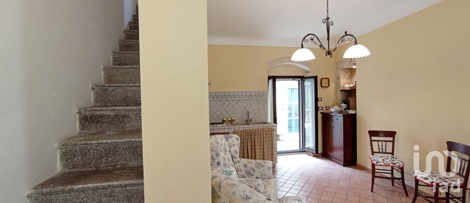 Casa indipendente 3 locali di 74 m² in Palazzolo Acreide (96010)