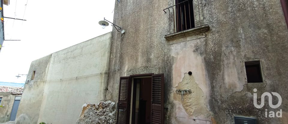 Casa indipendente 3 locali di 74 m² in Palazzolo Acreide (96010)