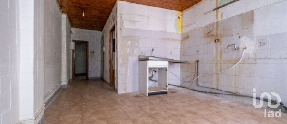 Two-room apartment of 47 m² in Genova (16158)