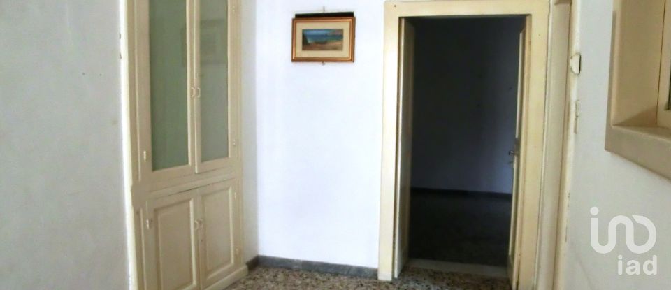 Three-room apartment of 121 m² in Sulmona (67039)
