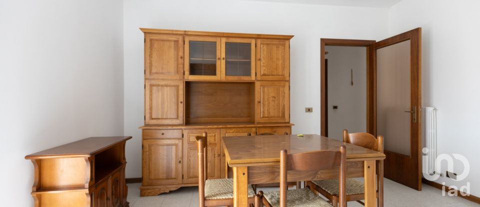 Apartment 8 rooms of 149 m² in Cingoli (62011)