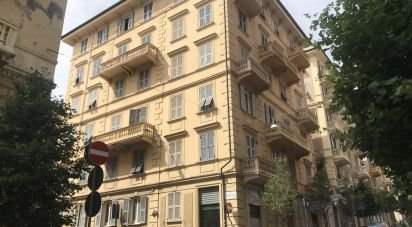Apartment 6 rooms of 141 m² in Genova (16153)