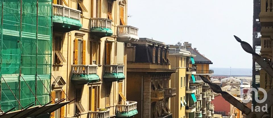 Appartamento 6 locali di 141 m² a Genova (16153)