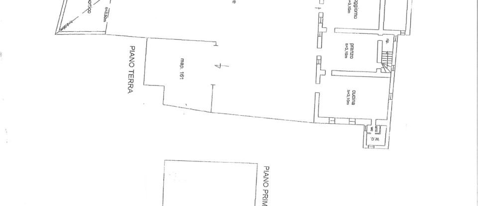 Rustico 8 locali di 773 m² in Solferino (46040)