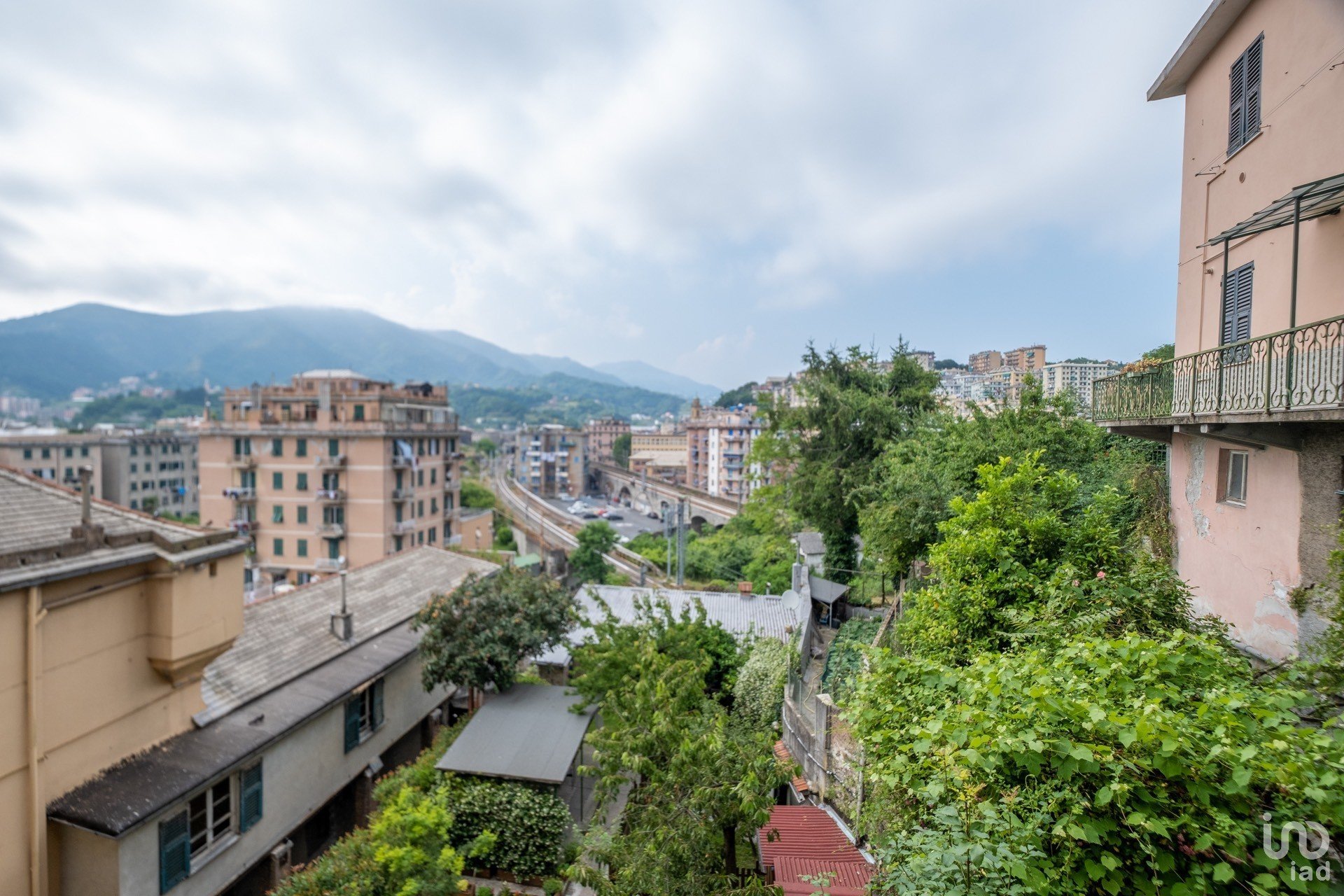 Appartamento 6 locali di 100 m² a Genova