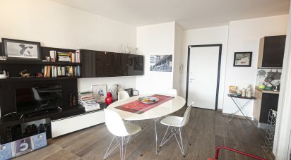 Appartamento 6 locali di 90 m² a Genova (16149)