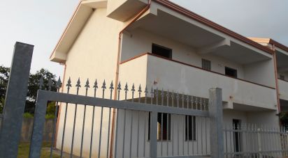 Country home 6 rooms of 130 m² in - (87030)