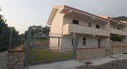 Country home 6 rooms of 130 m² in - (87030)