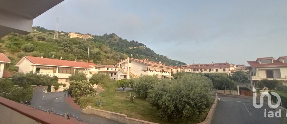 Rustico 6 locali di 130 m² in - (87030)