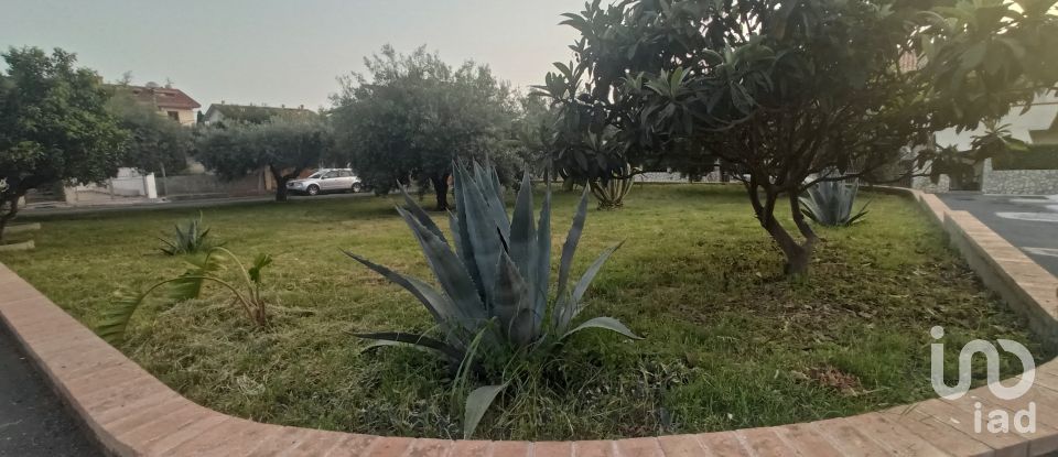 Rustico 6 locali di 130 m² in - (87030)