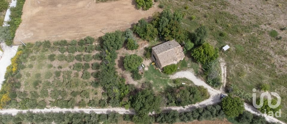 Rustico 6 locali di 180 m² in Filottrano (60024)