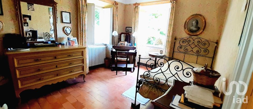 Villa storica 27 locali di 450 m² in Fermo (63900)