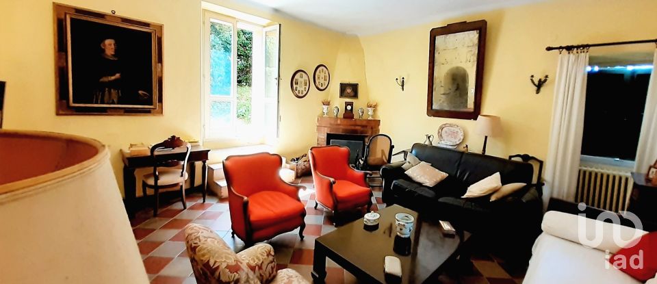 Villa storica 27 locali di 450 m² in Fermo (63900)