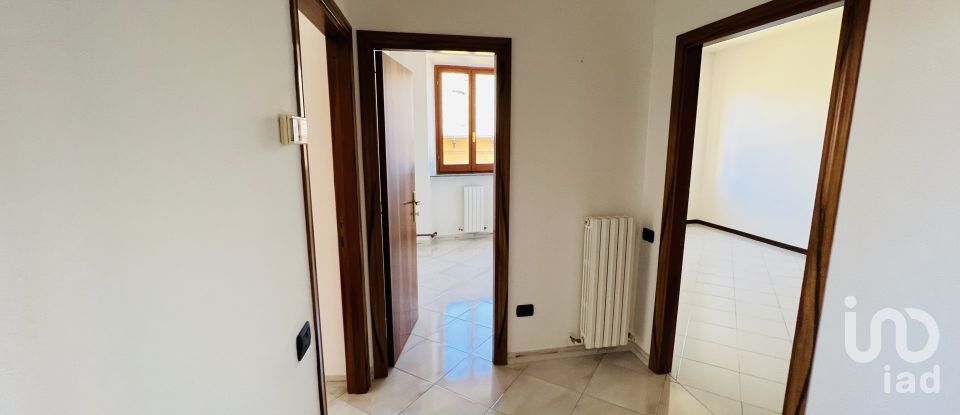 Appartamento 6 locali di 100 m² a Monte San Martino (62020)