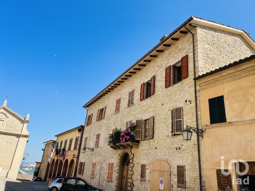 Appartamento 5 locali di 90 m² a Monte San Martino (62020)